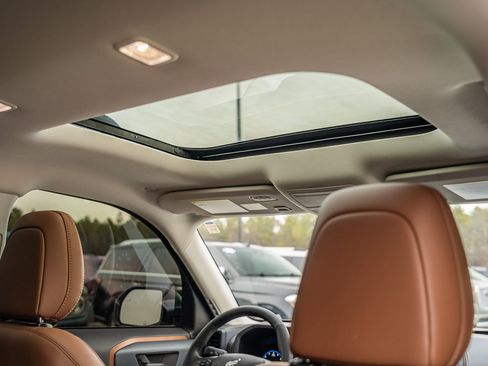 Used 2024 Ford Bronco Sport Outer Banks w/ Tech Package image 25