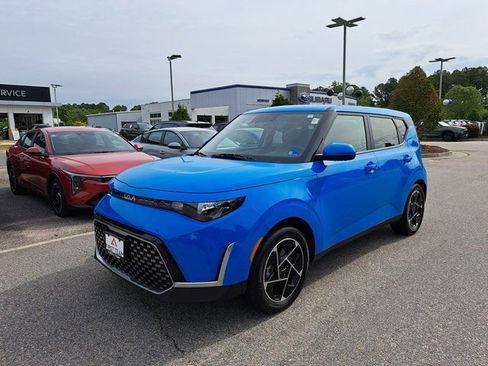 Used 2024 Kia Soul EX FWD image 1