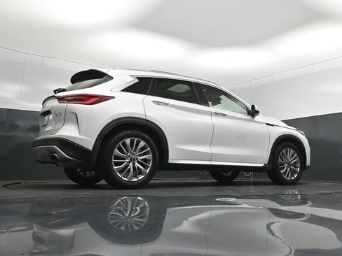 Certified 2024 INFINITI QX50 Luxe FWD image 42