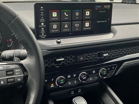 Used 2025 Honda Accord Touring image 9