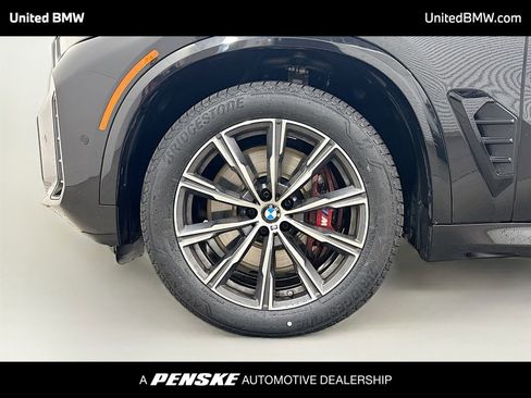 Used 2025 BMW X5 M60i w/ Climate Comfort Package AWD/4WD image 2