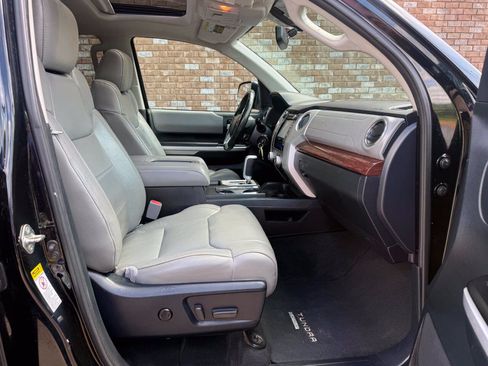 Used 2017 Toyota Tundra Limited RWD image 13