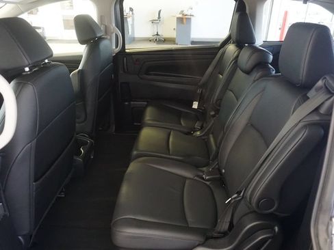 Used 2025 Honda Odyssey EX-L image 23