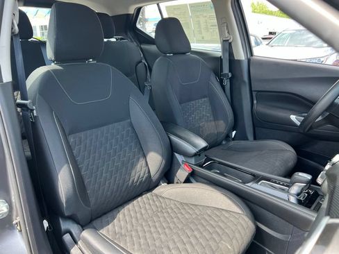 Used 2023 Nissan Kicks SV w/ Exterior Package FWD image 25