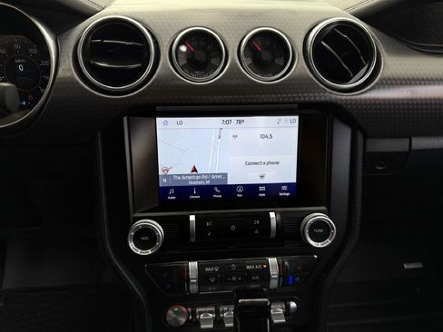 Used 2022 Ford Mustang GT Premium w/ GT Performance Package RWD image 18