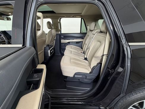 Used 2024 Ford Expedition Max Limited image 9