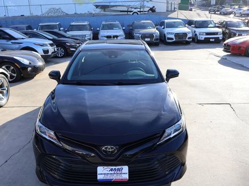 Used 2020 Toyota Camry LE image 31