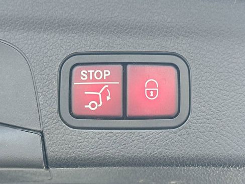 Certified 2024 Mercedes-Benz GLE 350 4MATIC image 21