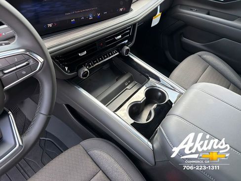 New 2025 Chevrolet Tahoe LS w/ LPO, Dark Essentials Package AWD/4WD image 15