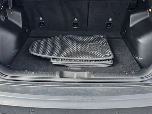 Used 2019 Jeep Cherokee Latitude Plus image 23