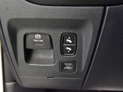 Used 2019 RAM 1500 Limited image 31