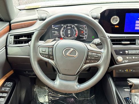 Used 2024 Lexus ES 350 w/ Premium Package image 23
