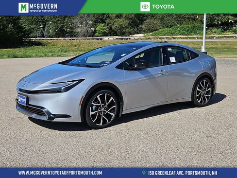 New 2026 Toyota Prius Plug-In Hybrid FWD image 1