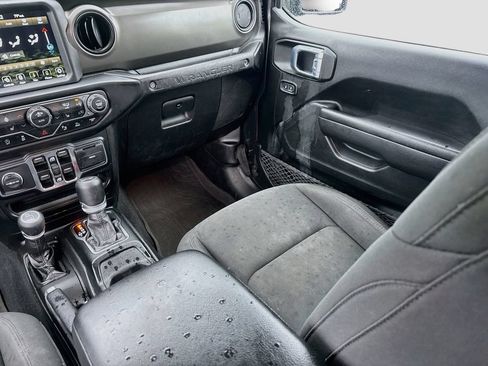 Used 2022 Jeep Wrangler Unlimited Sport AWD/4WD image 26