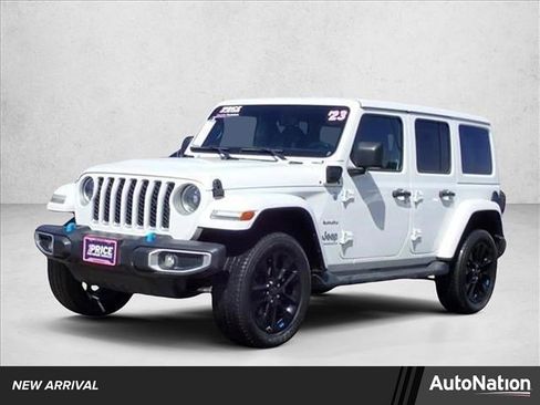 Used 2023 Jeep Wrangler Unlimited Sahara w/ Cold Weather Group AWD/4WD image 1