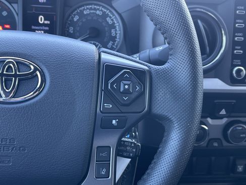 Used 2023 Toyota Tacoma TRD Sport image 19