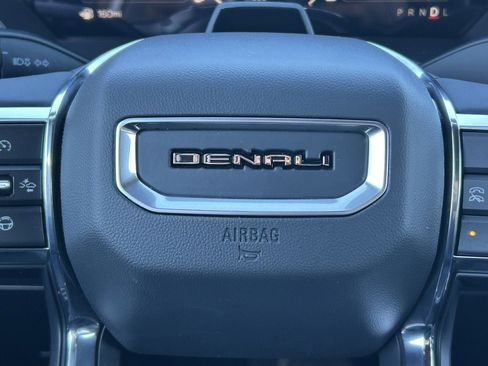 New 2026 GMC Acadia Denali w/ Super Cruise Package image 36