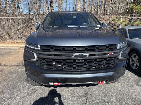 Used 2021 Chevrolet Tahoe Z71 w/ Z71 Signature Package image 2