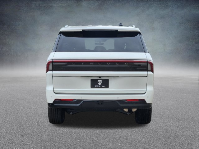 New 2027 Lincoln Navigator L Black Label AWD/4WD image 6