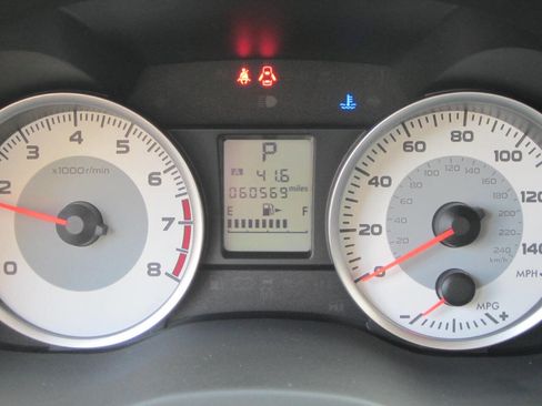 Used 2014 Subaru Impreza 2.0i Premium w/ All-Weather Package w/CVT image 29