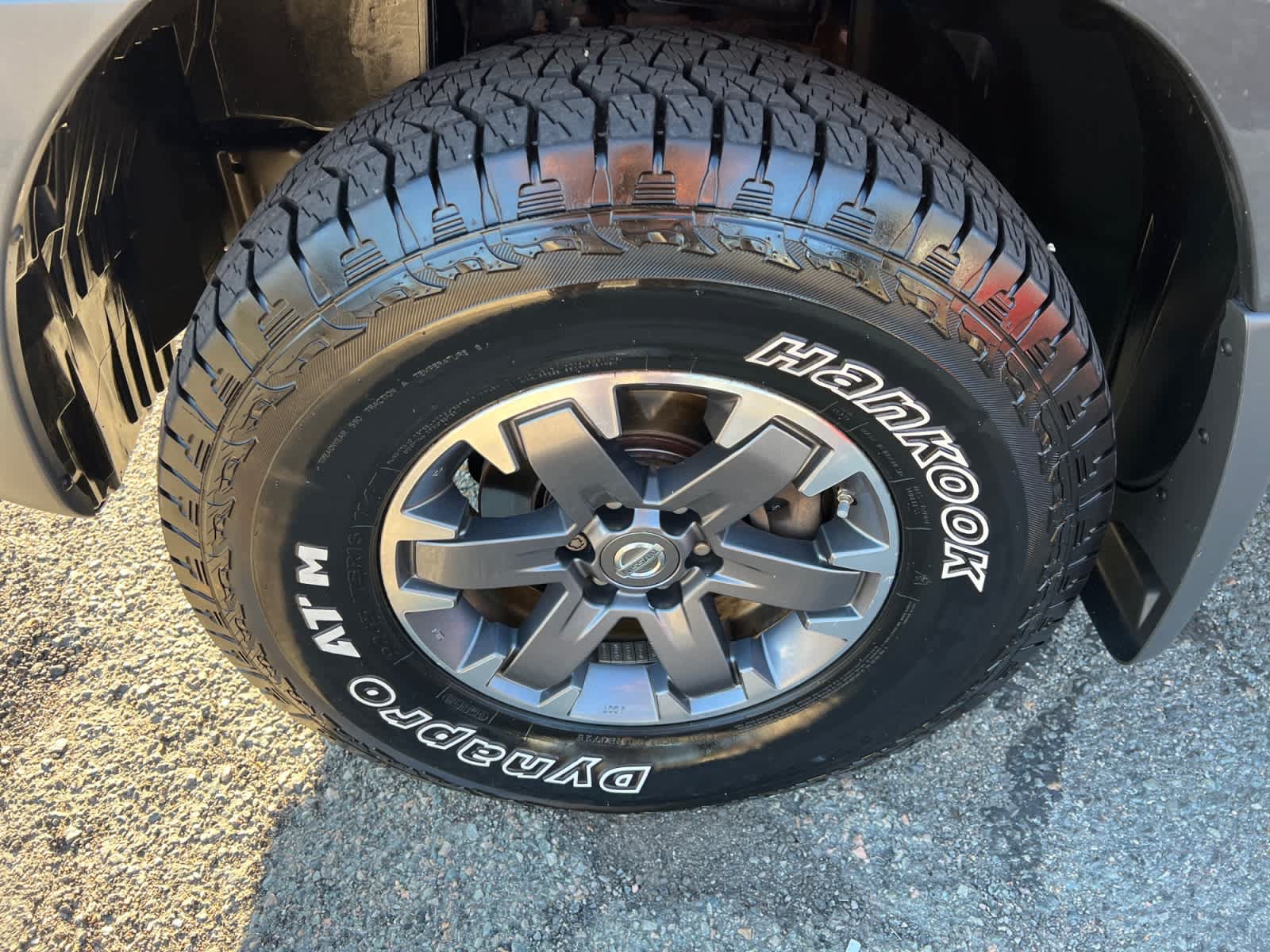 Used 2015 Nissan Xterra PRO-4X w/ Pro-4x Leather Package AWD/4WD image 10