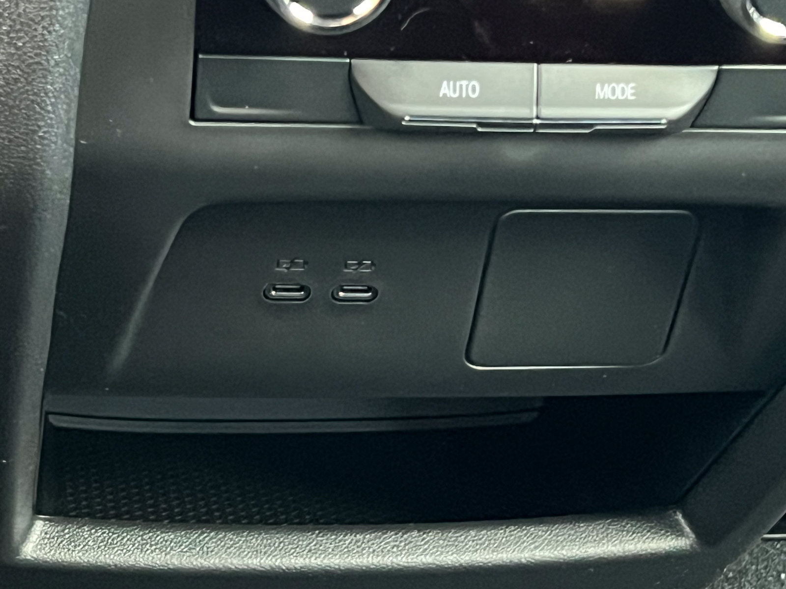 New 2027 Chevrolet Traverse LT AWD/4WD image 35