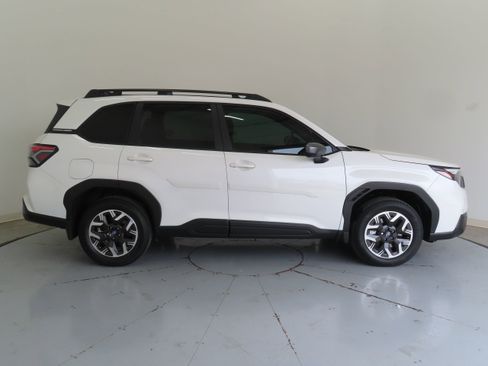 New 2026 Subaru Forester Premium image 2