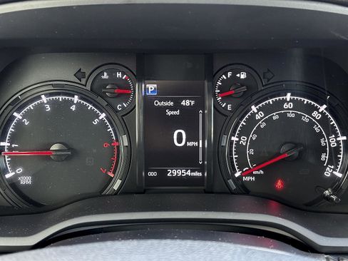 Used 2023 Toyota 4Runner SR5 Premium w/ Moonroof Package image 17