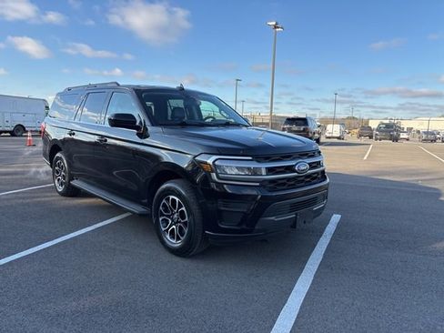 Certified 2024 Ford Expedition Max XLT image 6
