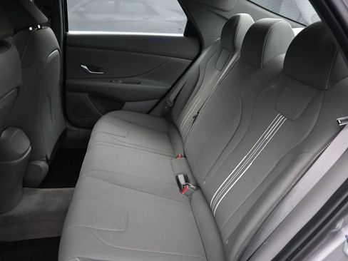 Certified 2023 Hyundai Elantra SEL image 22