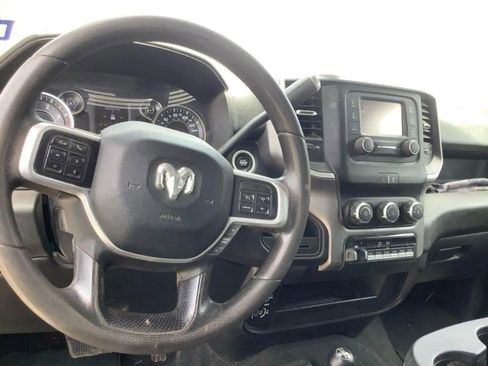 Used 2020 RAM 3500 SLT w/ Quick Order Package 2YG SLT AWD/4WD image 6