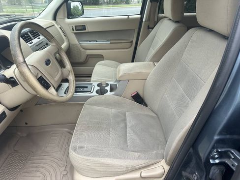Used 2011 Ford Escape XLT w/ 201A Rapid Spec Order Code AWD/4WD image 10