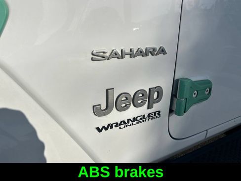 Used 2021 Jeep Wrangler Unlimited Sahara w/ Safety Group AWD/4WD image 20