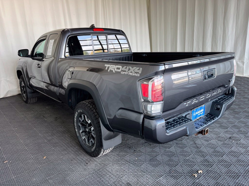Used 2021 Toyota Tacoma TRD Off-Road w/ Technology Package AWD/4WD image 26