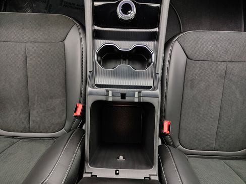 New 2025 Jeep Grand Cherokee Altitude image 26