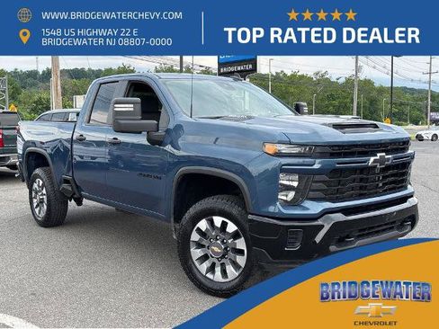 Used 2024 Chevrolet Silverado 2500 Custom w/ Custom Value Package AWD/4WD image 1