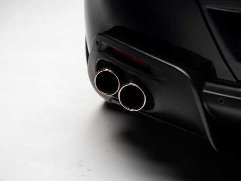 Used 2023 Ferrari Roma RWD image 33