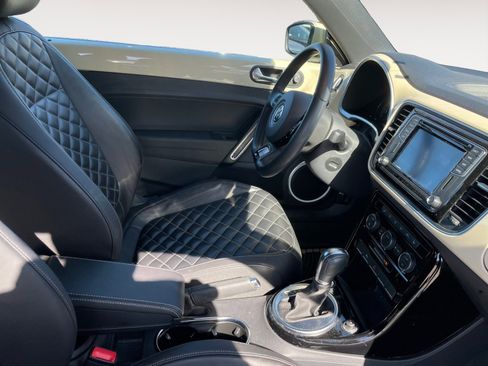 Used 2019 Volkswagen Beetle 2.0T Final Edition SEL image 12