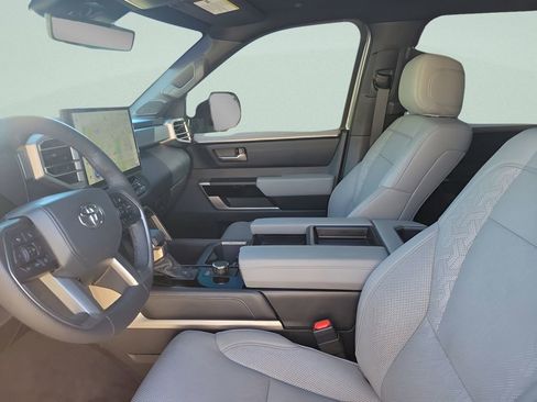 Used 2025 Toyota Tundra Limited image 17