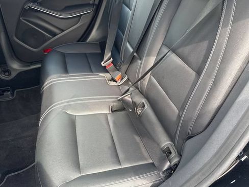 Used 2019 Mercedes-Benz CLA 250 4MATIC image 22