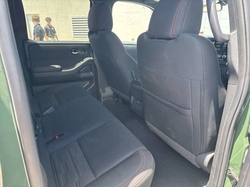 Used 2024 Nissan Frontier PRO-4X w/ Off-Road Protection Package AWD/4WD image 9