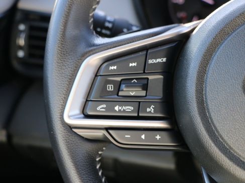 Used 2023 Subaru Outback Premium image 18