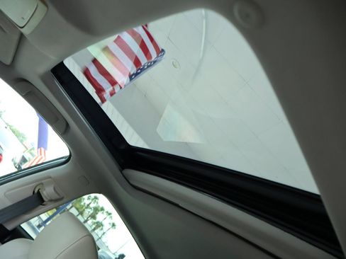 Used 2018 Honda Accord Touring image 29