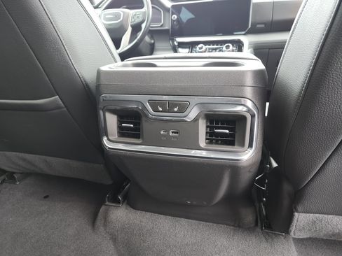 Used 2022 GMC Sierra 1500 Denali AWD/4WD image 24