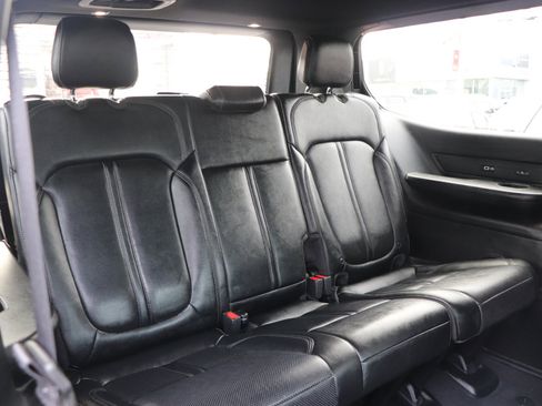 Used 2024 Jeep Wagoneer Series III image 14