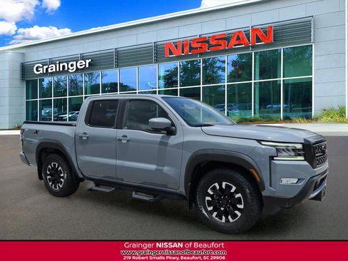Used 2023 Nissan Frontier Pro-X w/ Pro Convenience Package RWD image 1