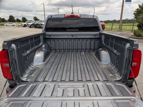 Used 2021 Chevrolet Colorado Z71 w/ Safety Package AWD/4WD image 32