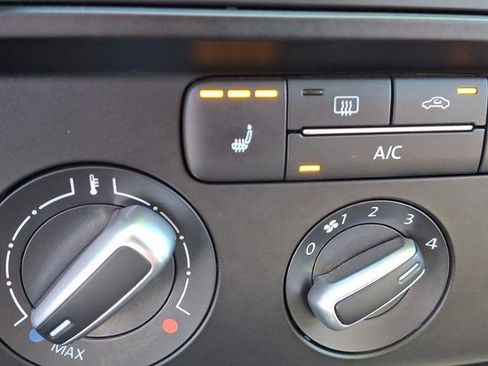 Used 2017 Volkswagen Jetta S w/ Jetta S Cold Weather Package image 22