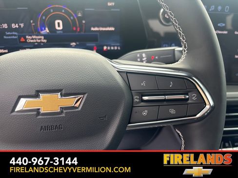 New 2026 Chevrolet Traverse LT w/ Driver Confidence Package AWD/4WD image 19