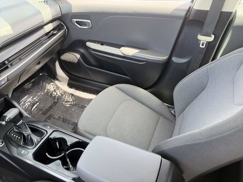 Used 2025 Kia K4 FWD image 20